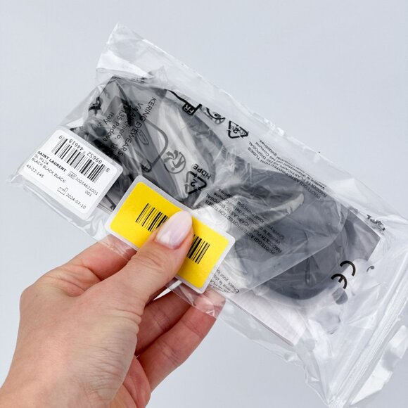 Saint Laurent SLM124 001 BRAND NEW Sunglasses Black Grey Square Unisex - Picture 11 of 11